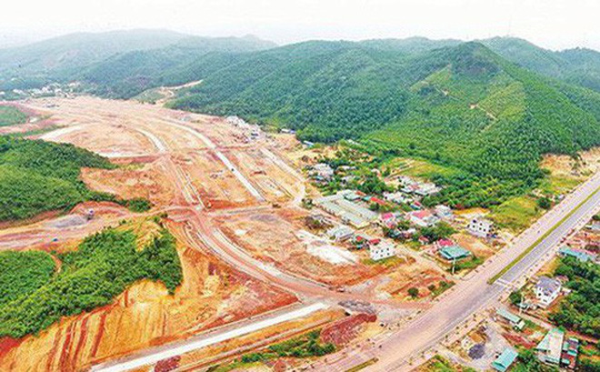 Vân Đồn 'quay cuồng' trong cơn sốt đất: Chủ tịch tỉnh Quảng Ninh đưa ra cảnh báo cho nhà đầu tư