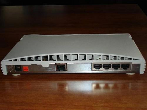 kien-thuc-co-ban-ve-mang-phan-2-router-2.jpg