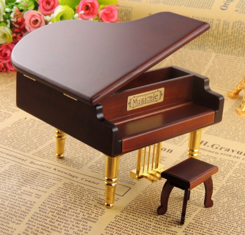 Wooden-Mini-Piano-Shaped-Handcrank-Music-Box.jpg